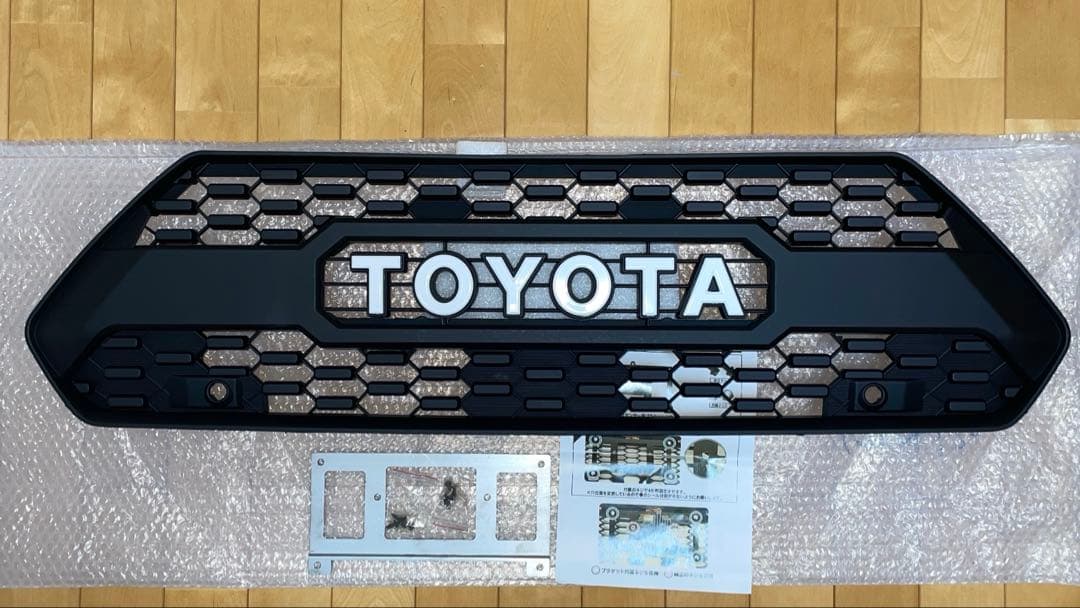 RAV4 タコマ風グリル