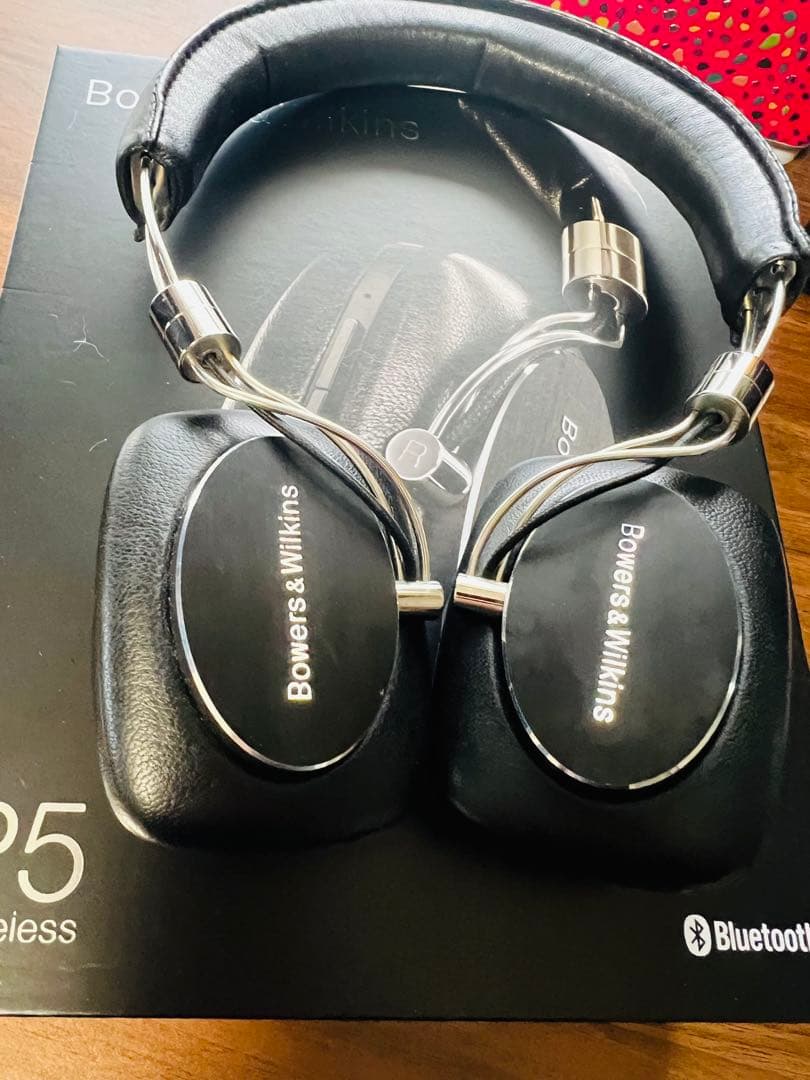ヘッドホン Bowers & Wilkins P5 Wireless