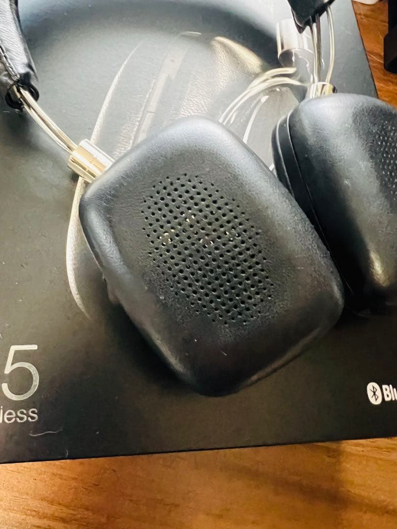 ヘッドホン Bowers & Wilkins P5 Wireless
