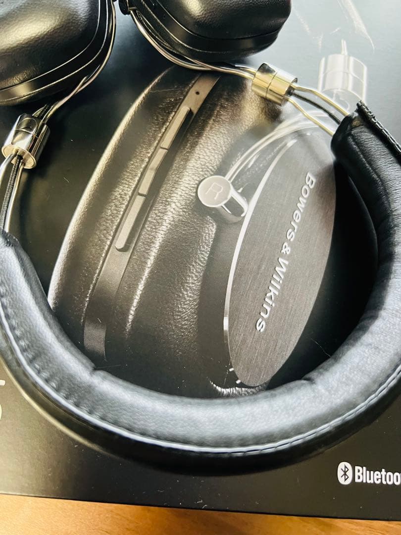 ヘッドホン Bowers & Wilkins P5 Wireless