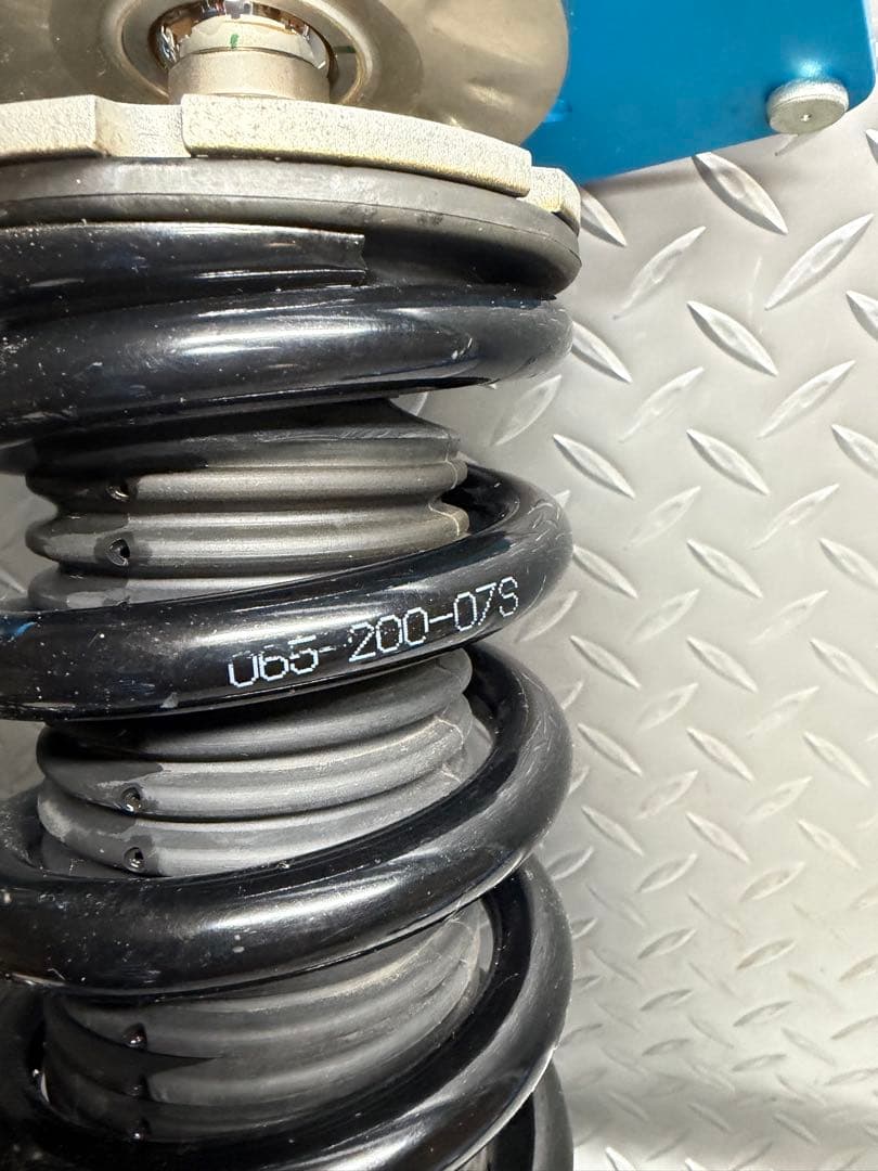 使用僅かインプレッサ GRB GRF 車高調 クスコ ストリートゼロCUSCO