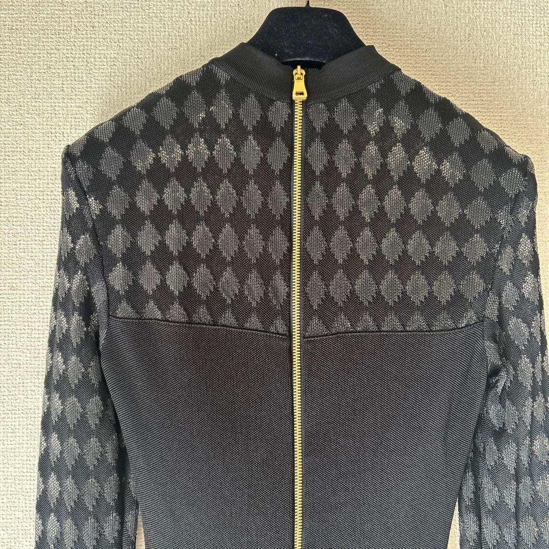 BALMAIN バルマン　バックジップ　タイトフィット　ブラックワンピース