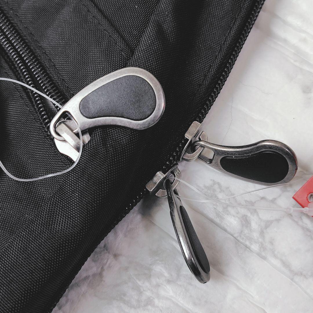 新品タグ付き✨ヘルシーバックバッグ　テクスチャードナイロン Sサイズ ブラック