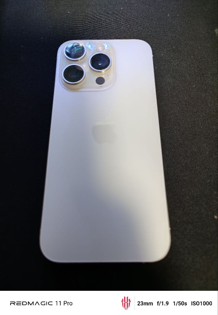 iPhone 15 Pro 本体 128GB ホワイトチタニウム SIMフリー