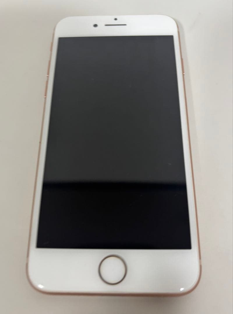Apple iPhone 8 64GB 美品