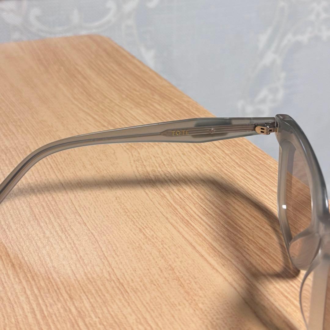 た*ル様 【訳ありお得】 Gentle Monster TOTE グレー