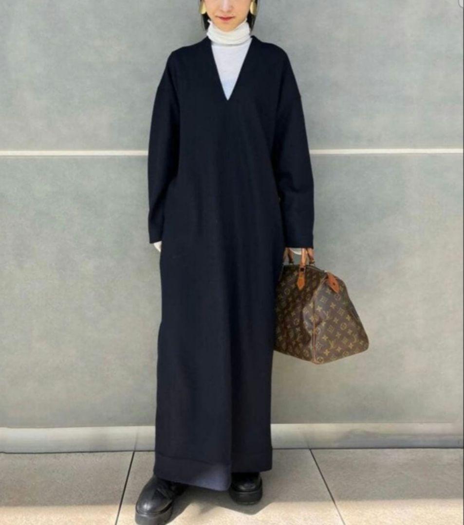 カレンソロジー　メルトンスムースワンピース　チャコールグレー　24AW