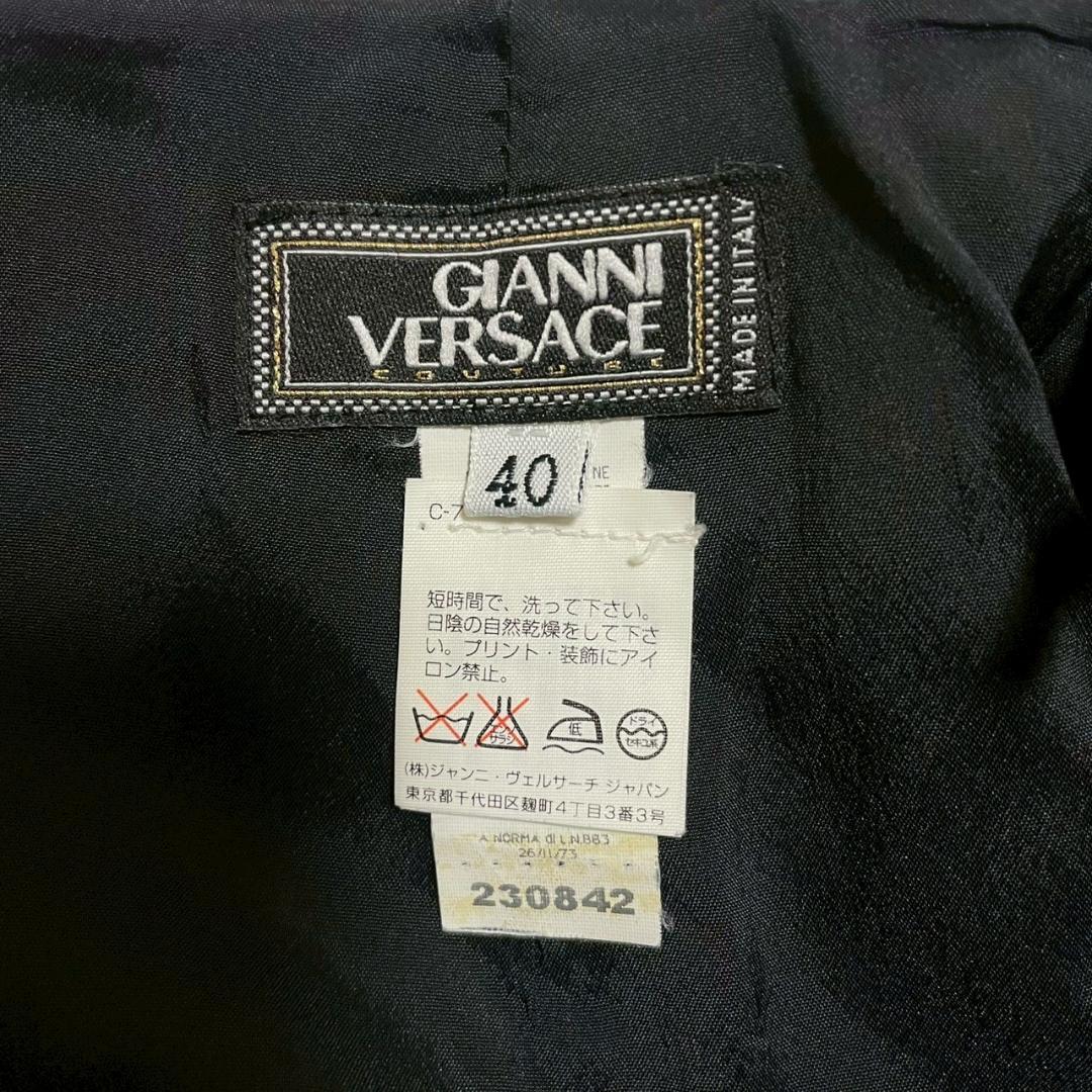 ジャンニヴェルサーチ セットアップ ノーカラージャケット スカート イタリア製