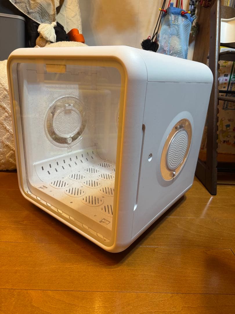 ペット用ドライヤー キューブ型 ホワイト