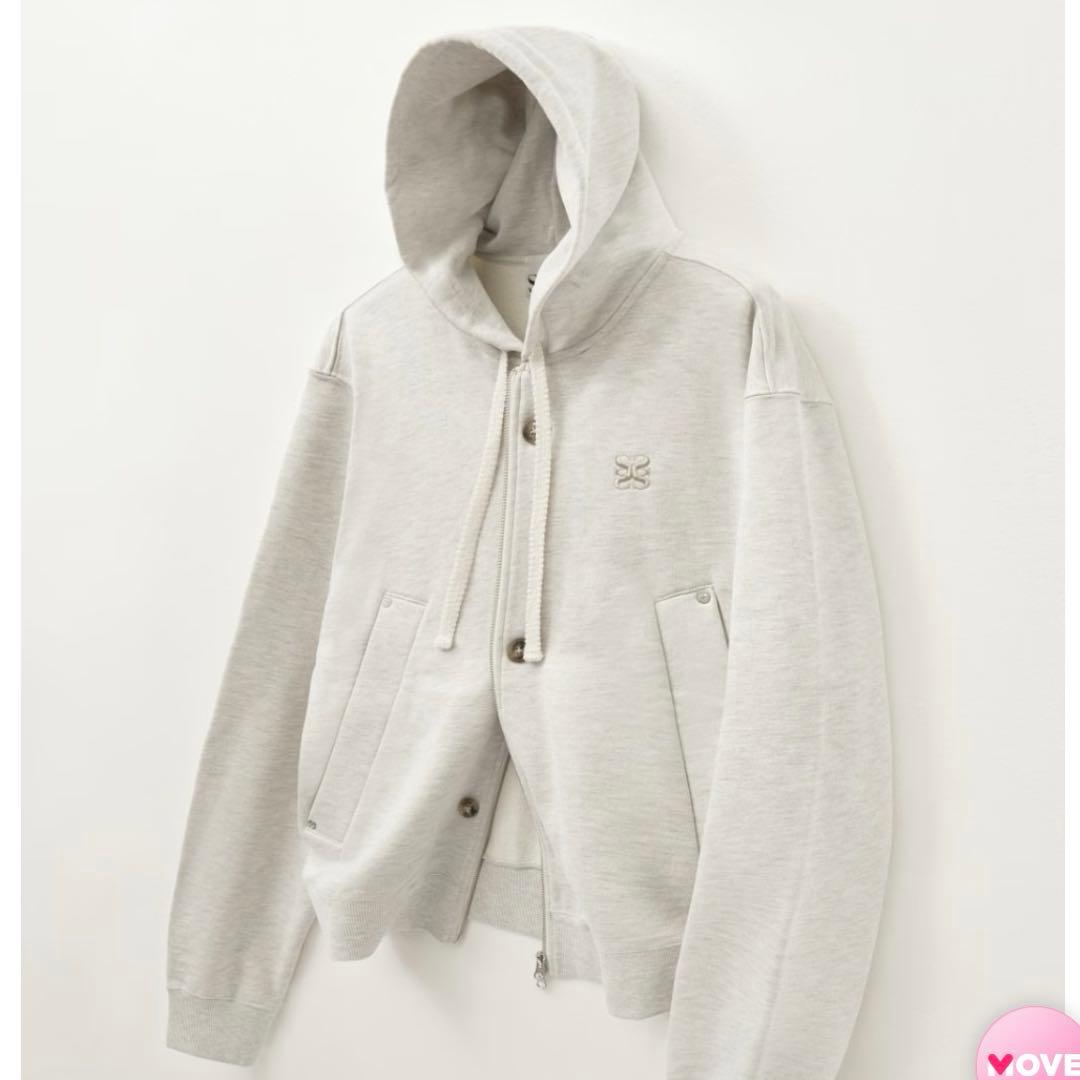 SATUR ジップパーカー