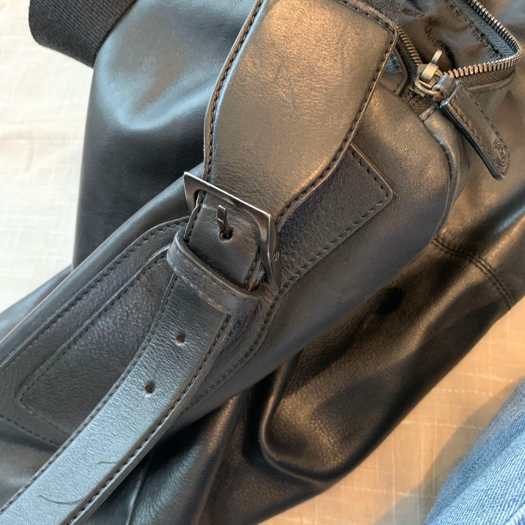 お値下げ！Giorgio Armani ブラックボストンバッグ