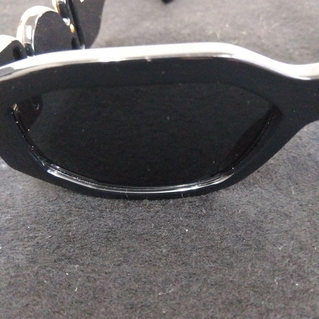 KG1 ヴェルサーチ 極美品 メデューサ サングラス 男女兼用 ケース付き