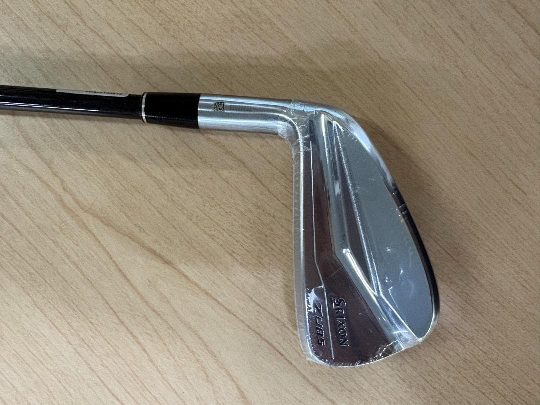 ダンロップ SRIXON Z U85 アイアン型　4U 23° レフティー　左