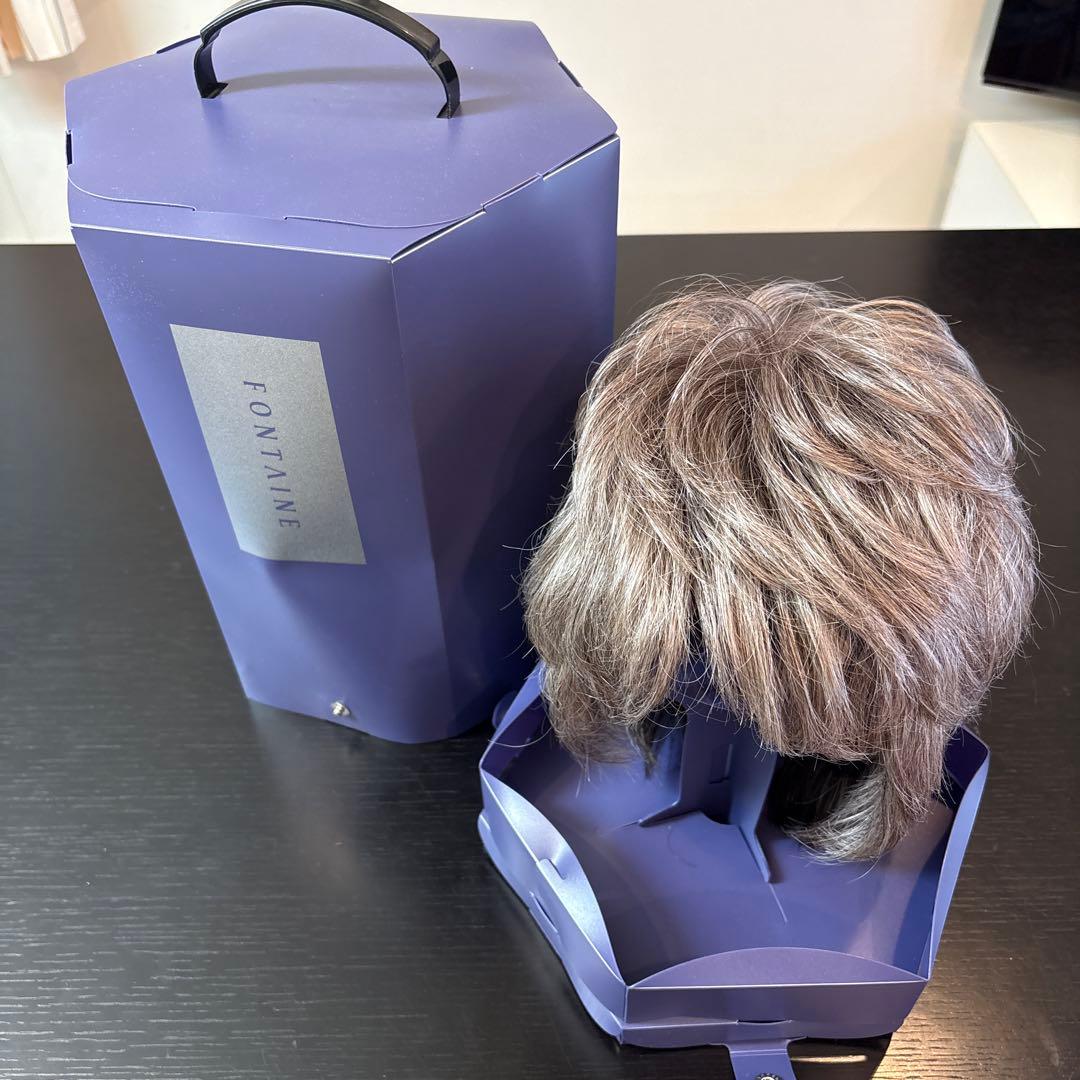 FONTAINE フルウィッグ　VM28-W60 (キャップ・スタンド付き)