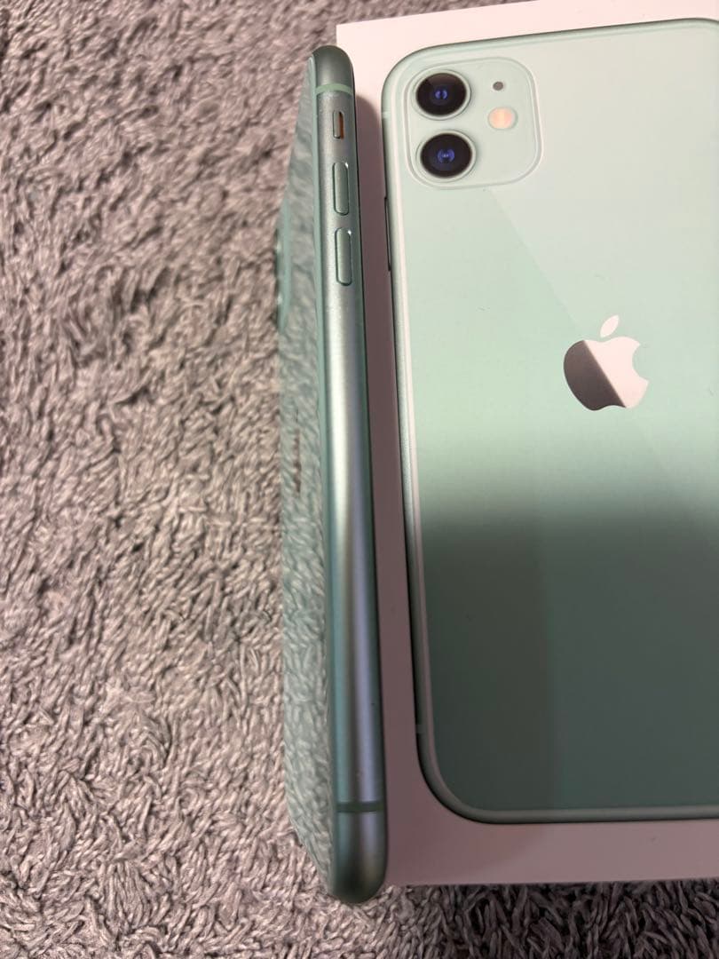 Apple iPhone 11 ミントグリーン 本体　128GB