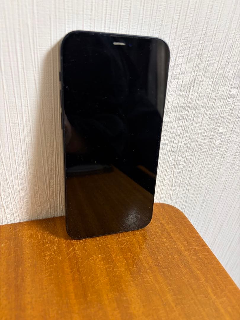 iPhone 12 64GB [ブラック]