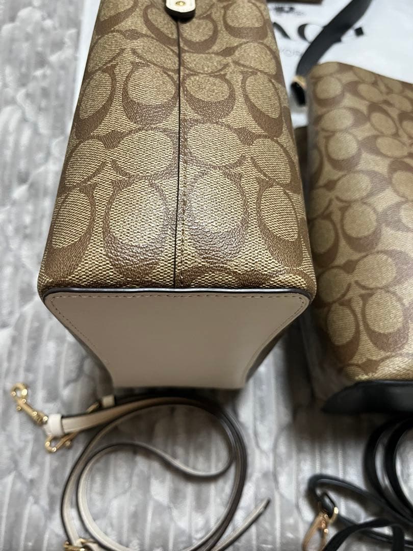 COACH ベージュ ショルダーバッグ 2点セット折り財布