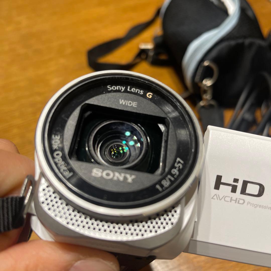 ビデオカメラSONY HDR-CX670　キャリングバッグ　脚立付き　ホワイト