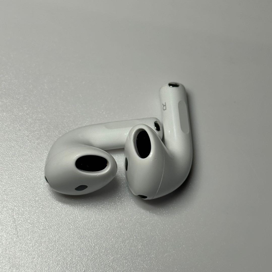 AirPods 4 本体 第4世代 A3059 ANC搭載 ⑦