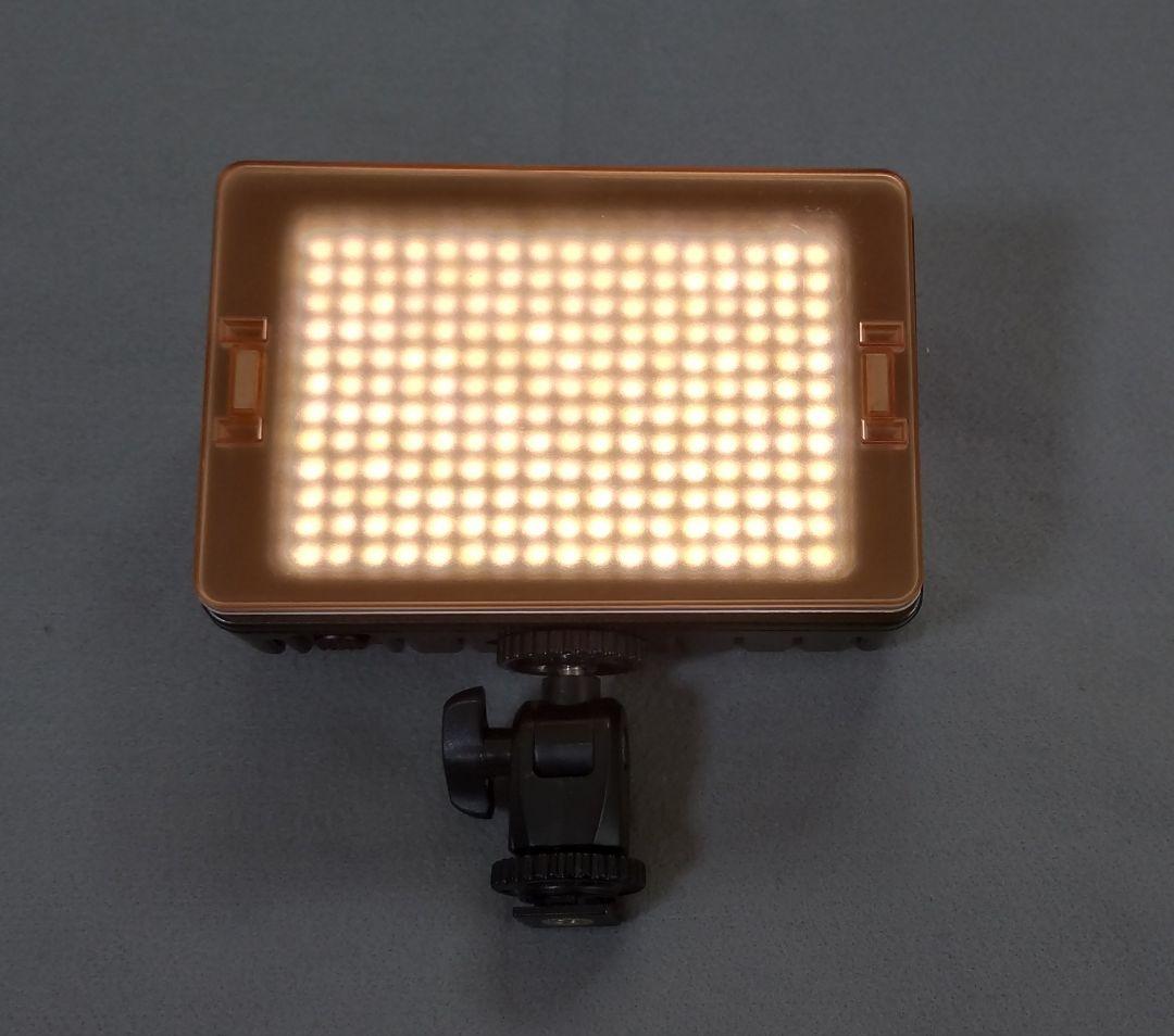 UTEBIT PT-204S LEDビデオライト バッテリー２本、充電器付き