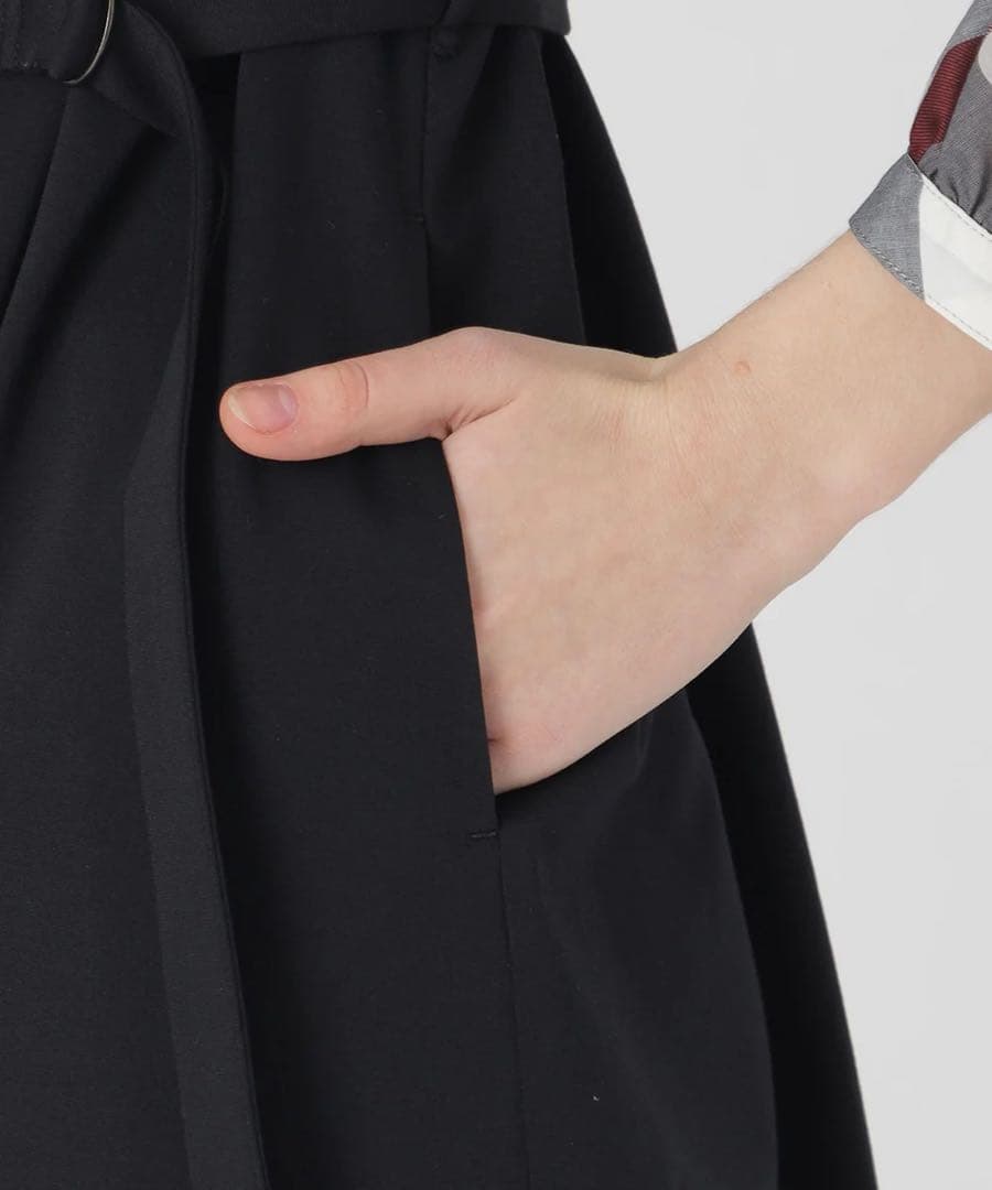 新品　ブルーレーベルクレストブリッジ　コンパクトライトポンチサックドレス３６