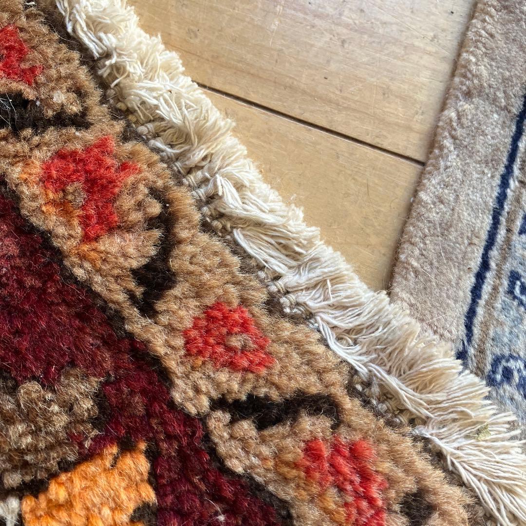 【りょう】トライバルラグ　グランピエ　115㎝×59㎝