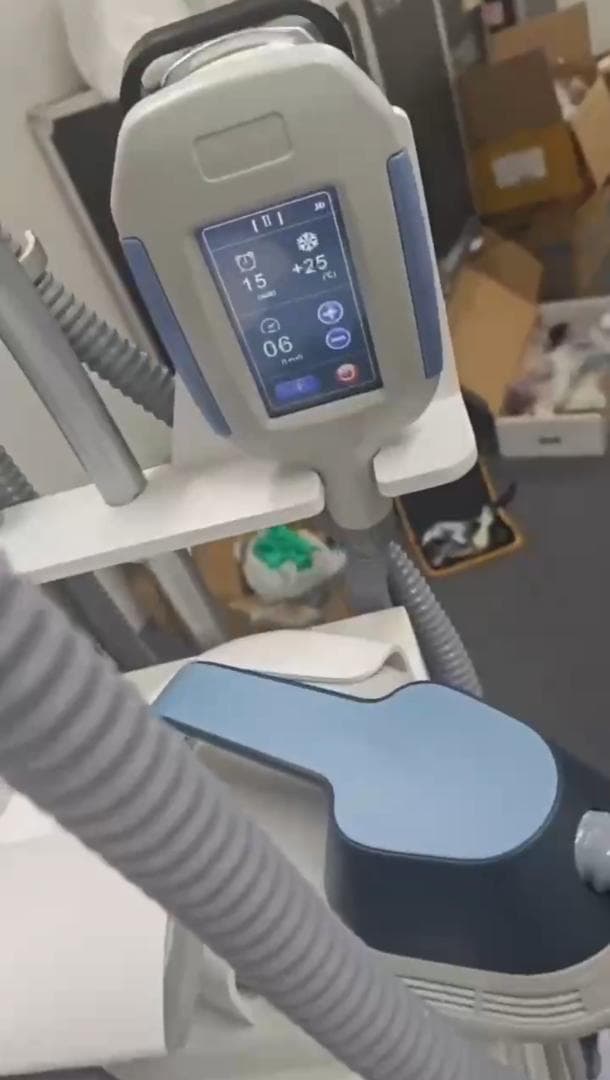 脂肪冷却と電磁パルス４本ハンドル痩身機器