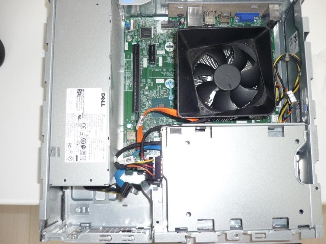 DELL VOSTRO3470 第8世代i5-8500/メモリなし/HDDなし