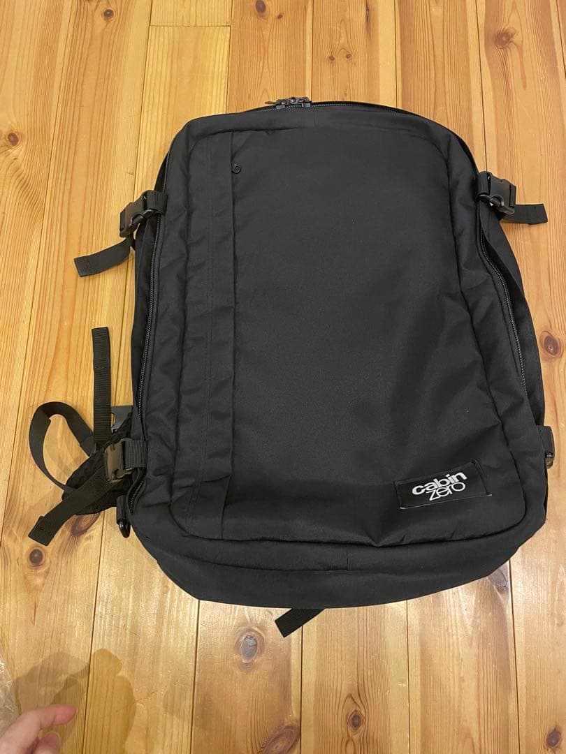 ウ*ム様 CABINZERO CLASSIC PLUS 42L バックパック 機