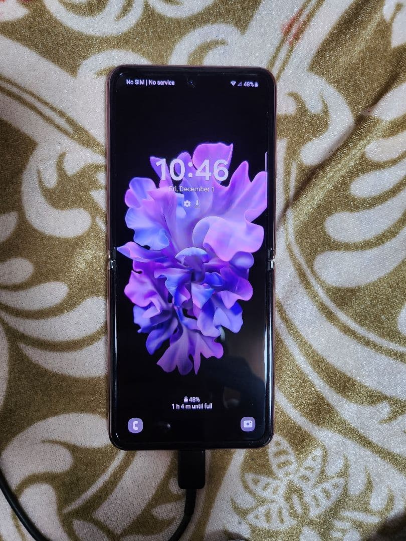 Samsung Galaxy Z Flip 5G SM-707U 新品画面