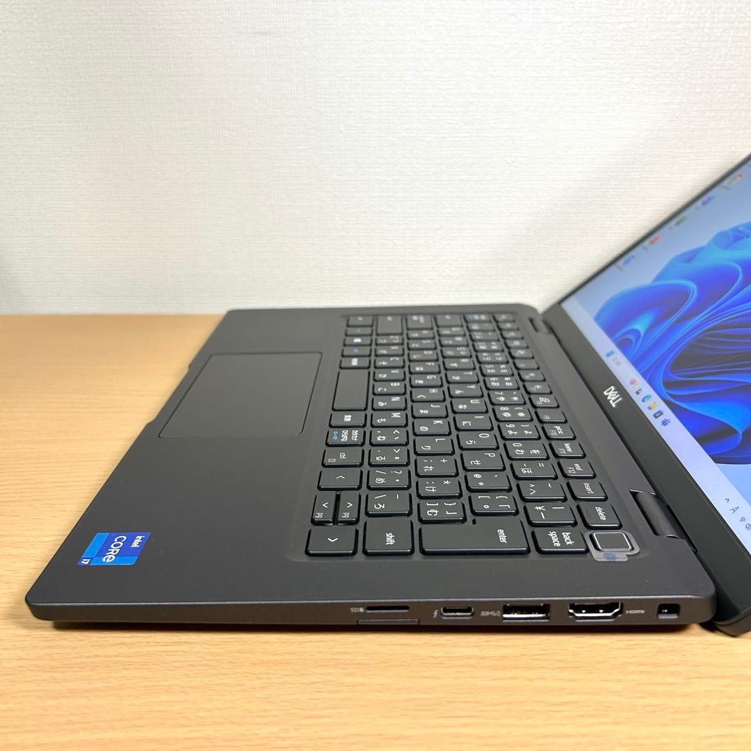 美品 DELL LATITUDE 7320 i7 32GB 512GB オフィス