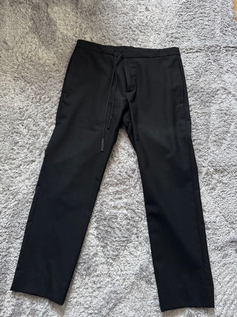 マルジェラ　スラックス