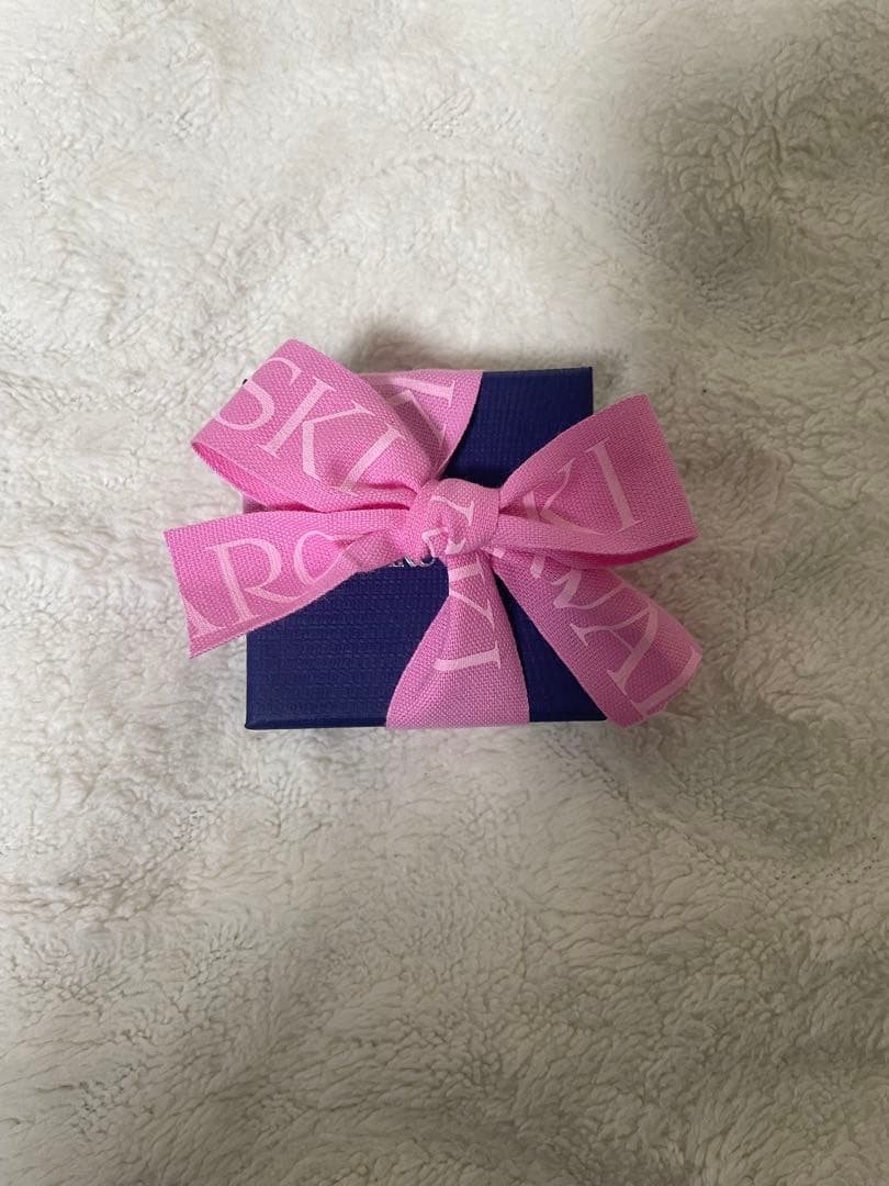 ピググ　Swarovski Unaネックレス