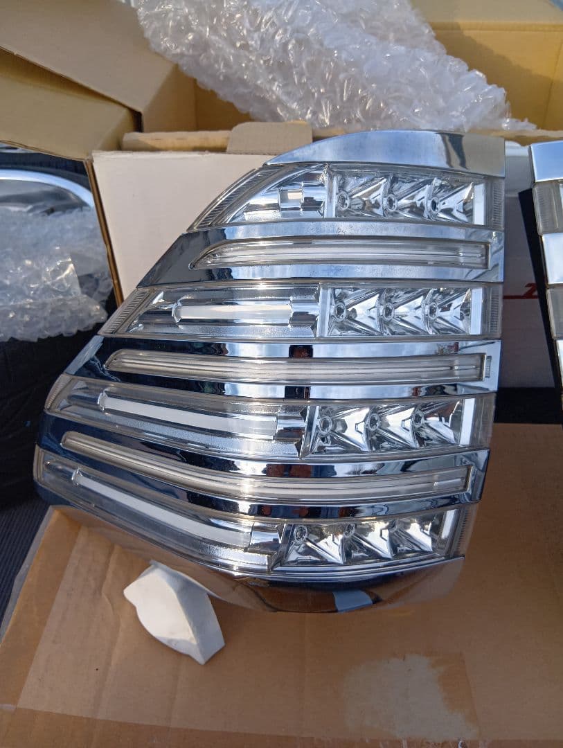 20アルファード ヴェルファイア ヴァレンティ テールランプ