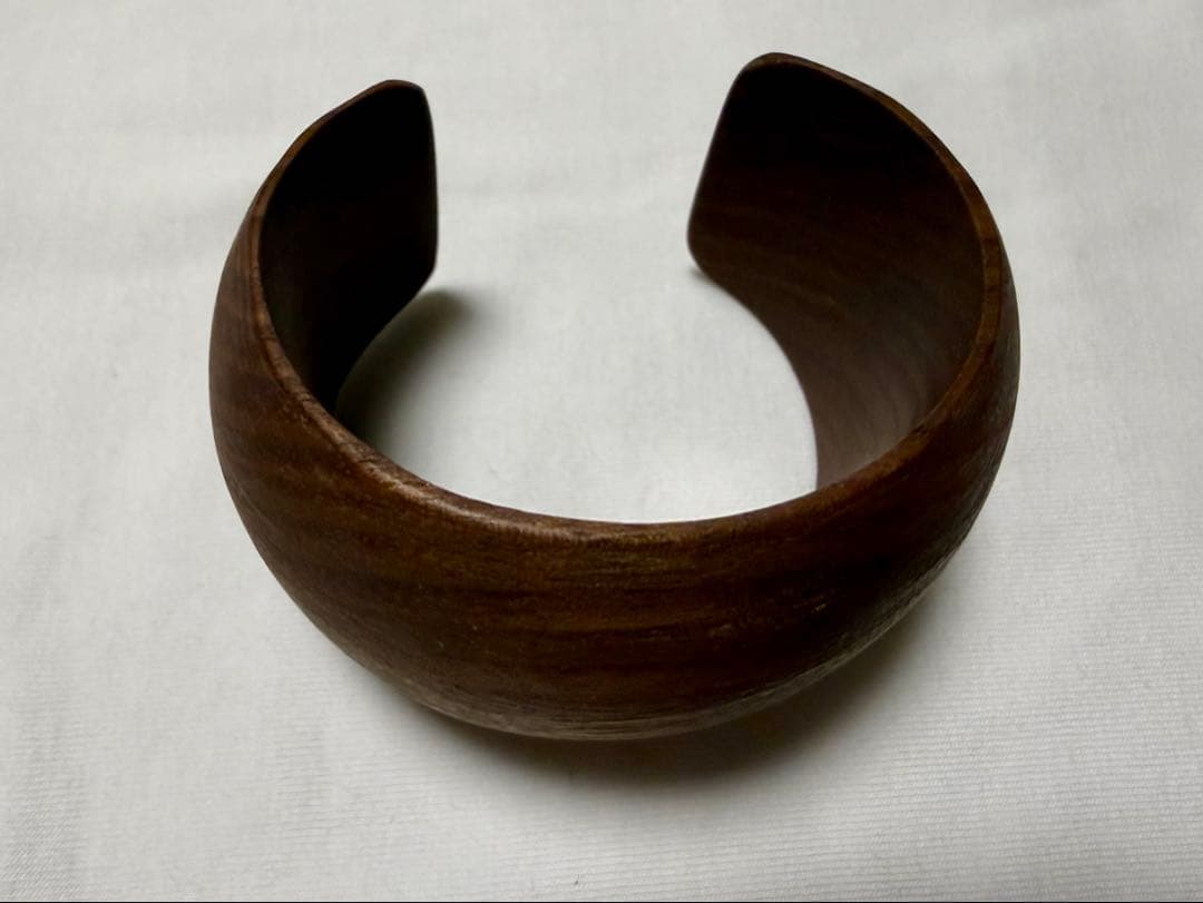 HUG O WaR 25周年　coguバングル　雅姫