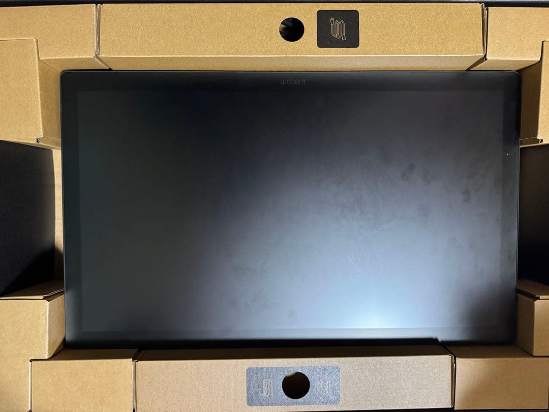 Wacom Cintiq Pro 22/液晶ペンタブレット/スタンドセット