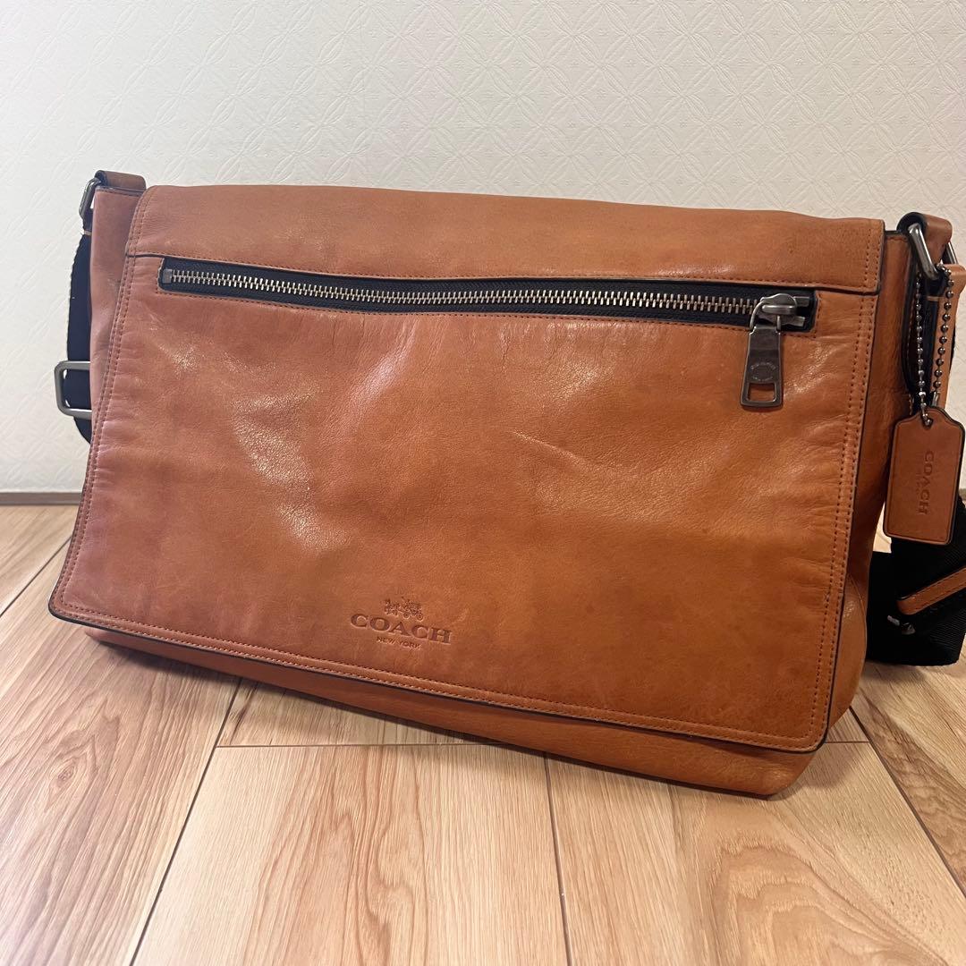 COACH コーチ レザーショルダーバッグ　A4 キャメルブラウン