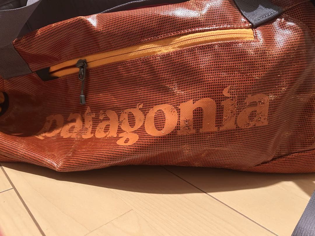 patagonia black hole duffle 60L 廃盤