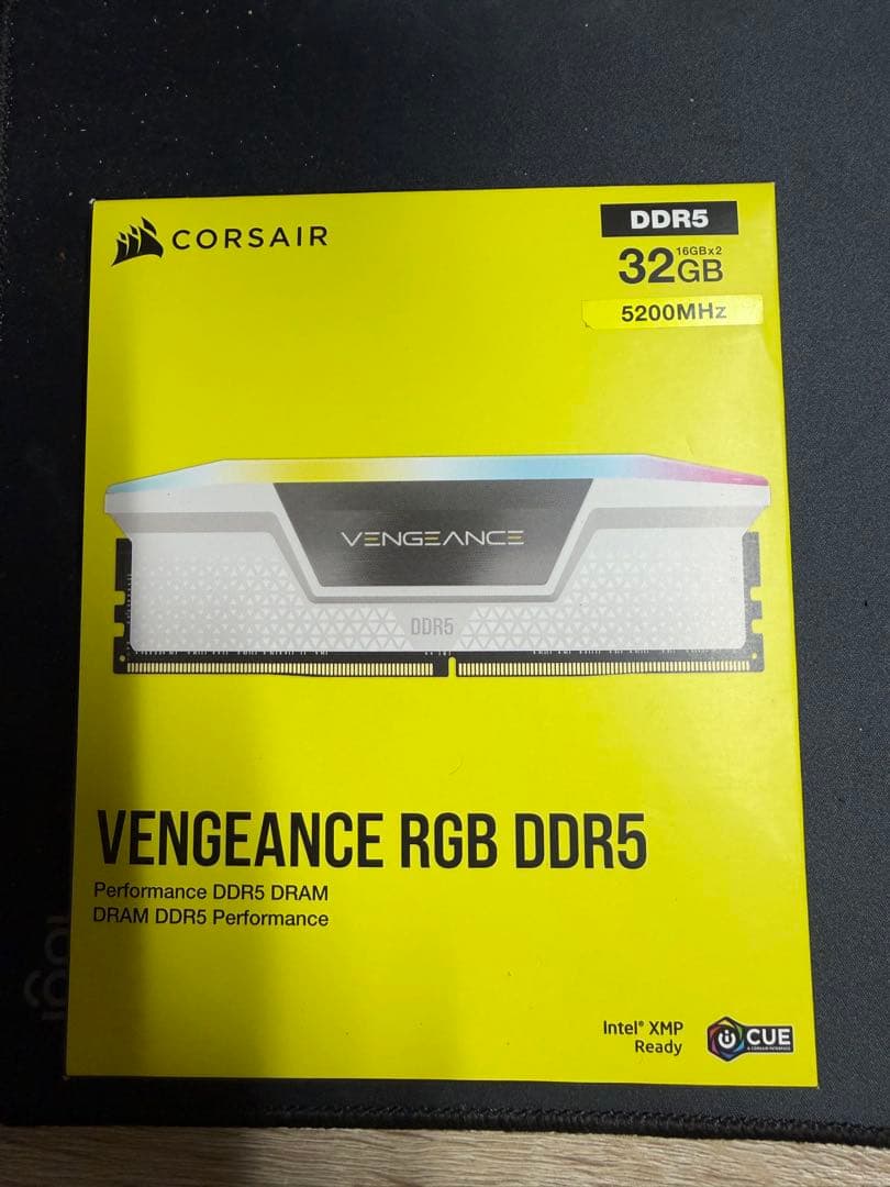 【箱付】Corsair DDR5 RGB 32GB(16x2) 5200 白