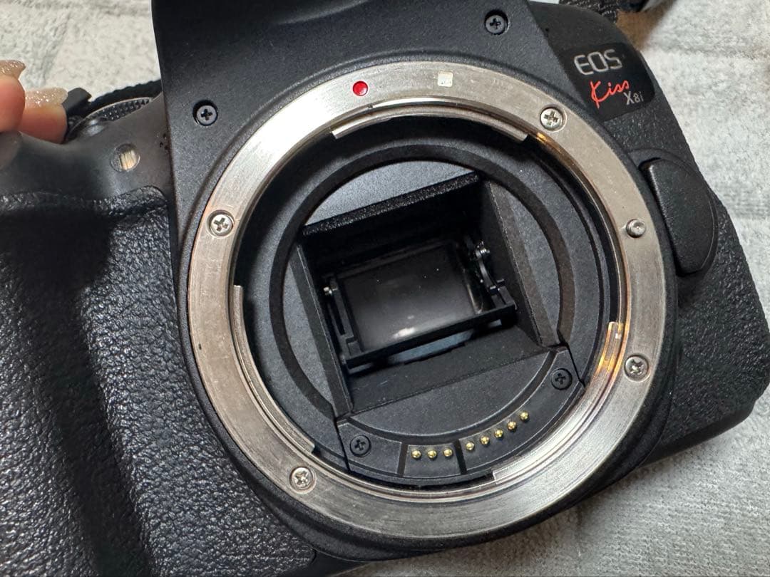 Canon EOS Kiss X8i 一眼レフカメラ