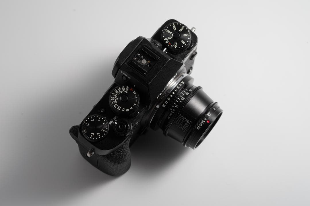 FUJIFILM X-T2 + おまけ（レンズ、純正グリップ2種類、他）
