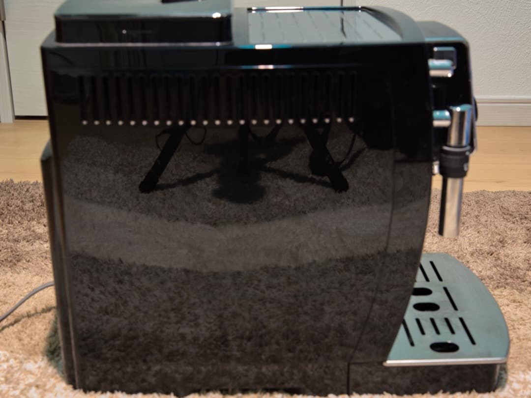 デロンギ マグニフィカS エスプレッソマシン ECAM23 120BN