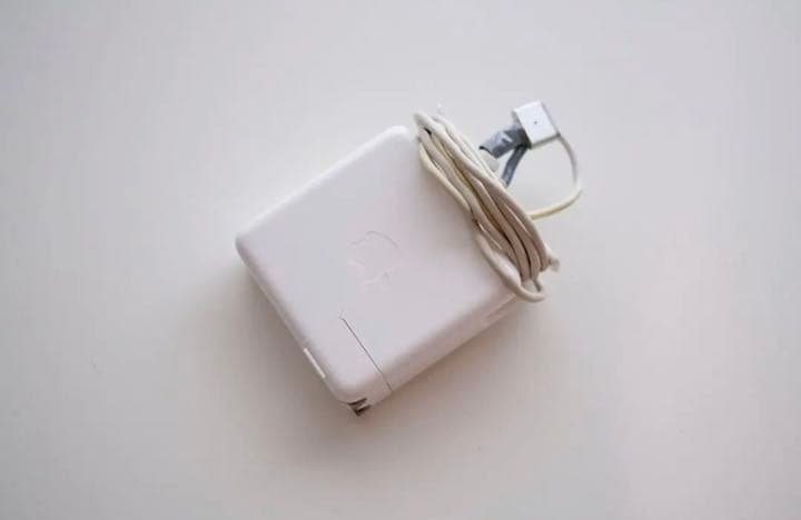 MacBook本体 Macbook Pro 15 inch Mid 2015 16GB 512GB