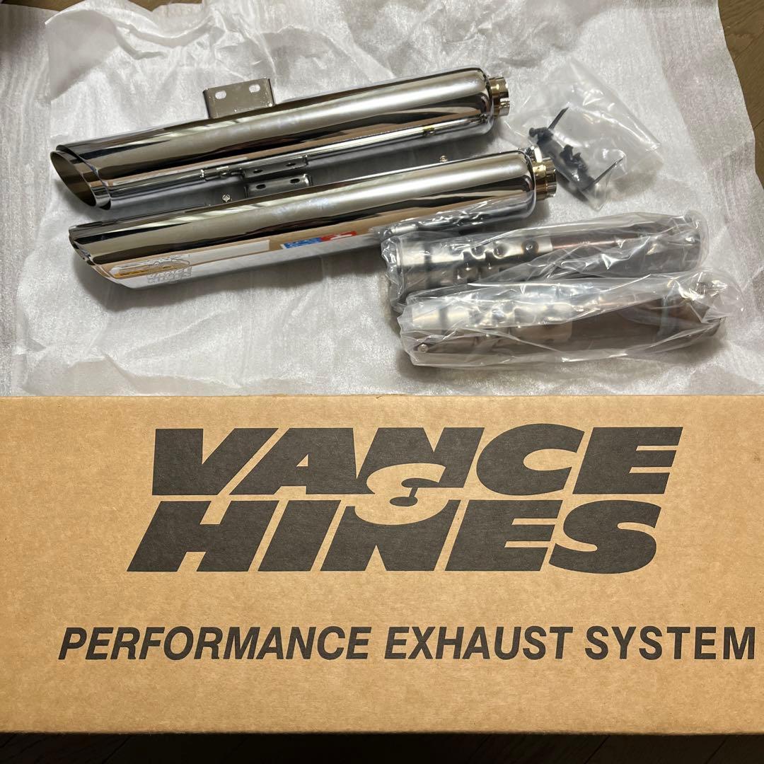 VANCE&HINES　ツインスラッシュ　クワイエットバッフル組込済　ソフテイル