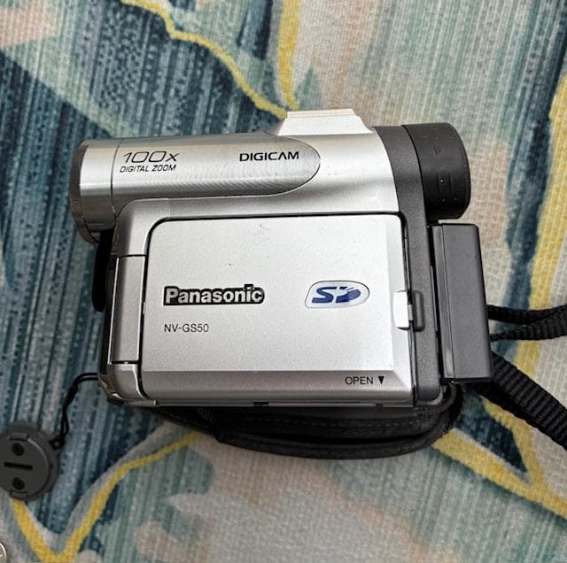 専用♪☆稼働品☆Panasonic NV-GS50 デジタルビデオカメラ