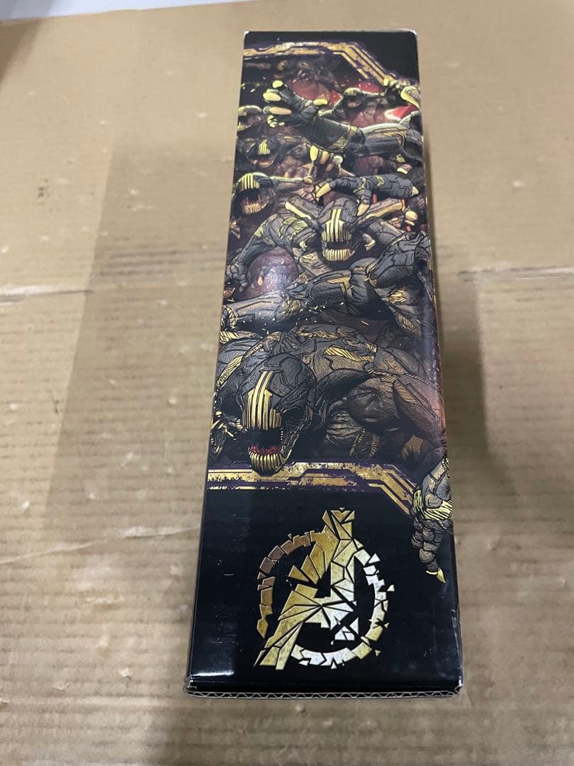 アウトライダーズ アベンジャーズ インフィニティ ウォーコレクティブル