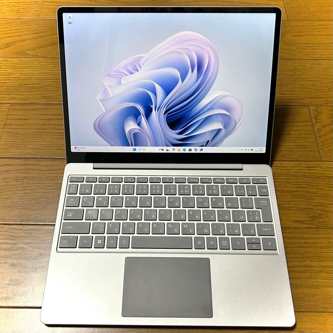 Surface Laptop Go 3【第12世代i5/8GB/256GB】