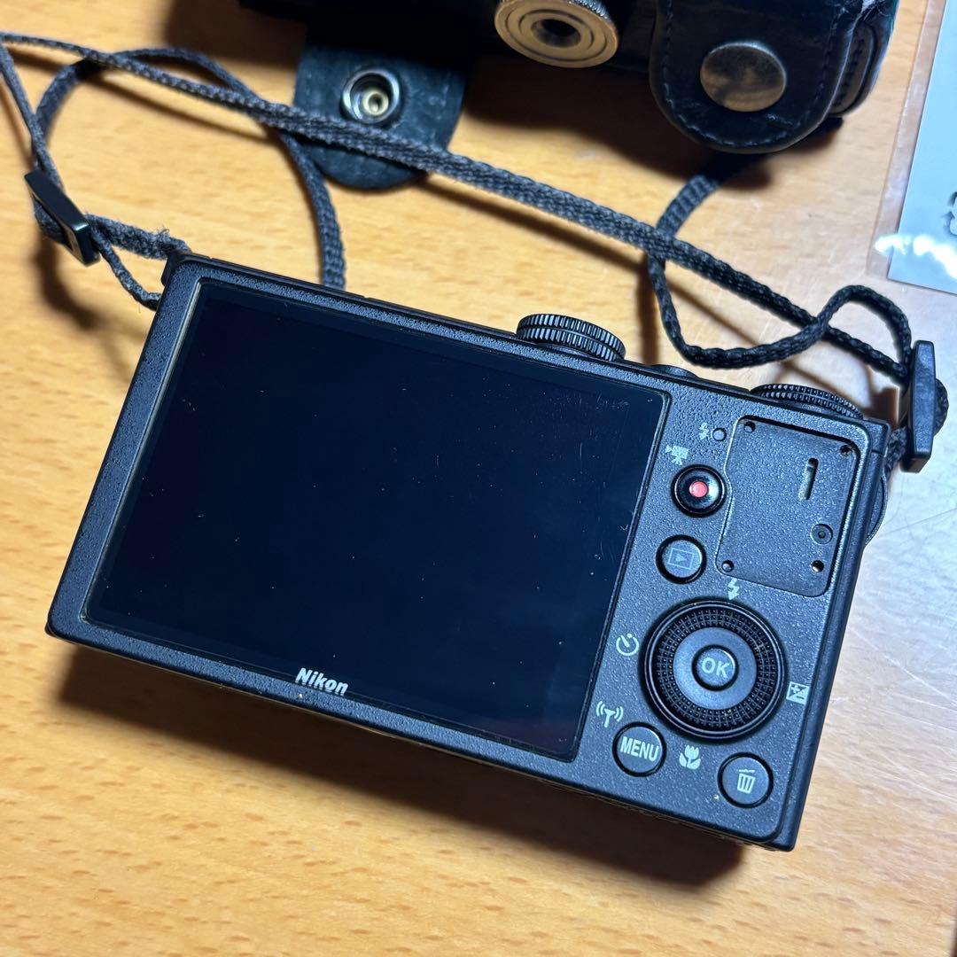 Nikon COOLPIX P340 コンパクトデジタルカメラ 動作確認済