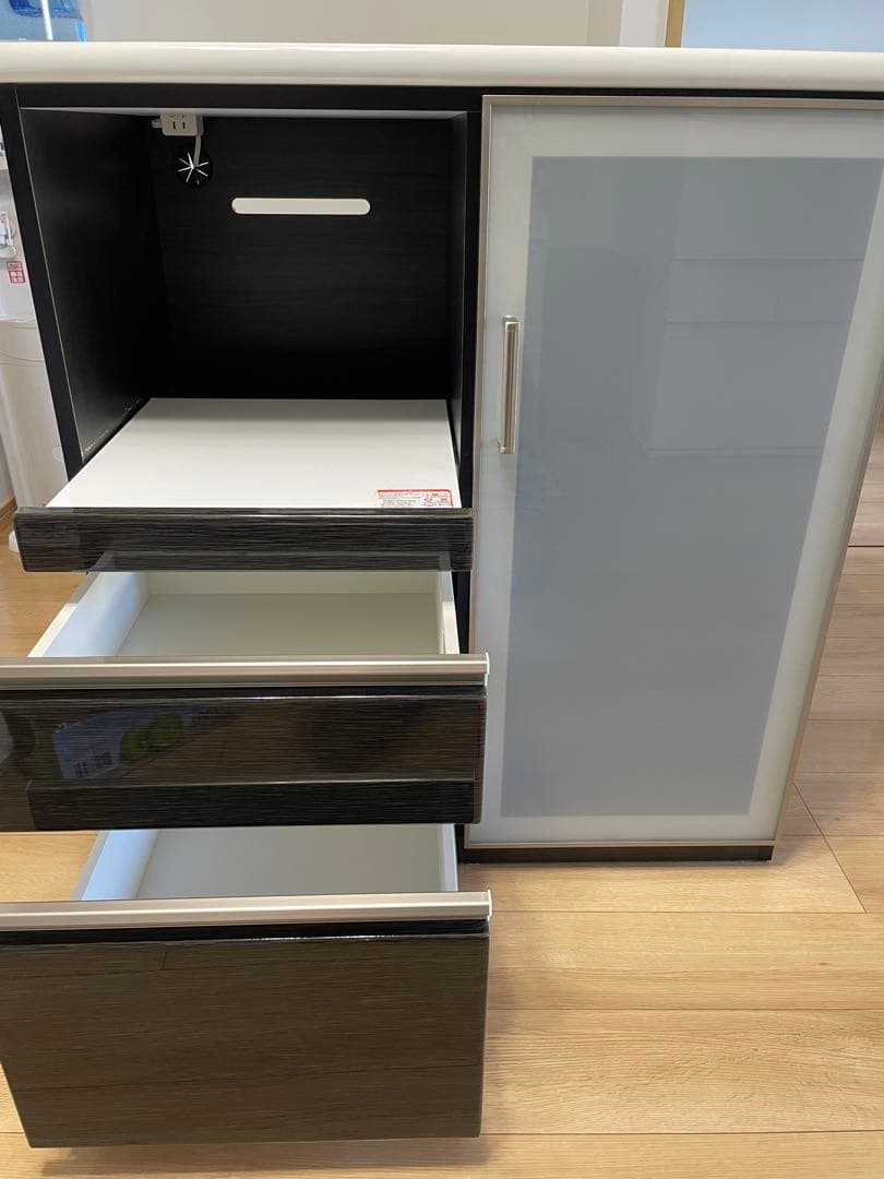 うみんちゅ【 ニトリ Ｎポスティア 90BK 食器棚 】