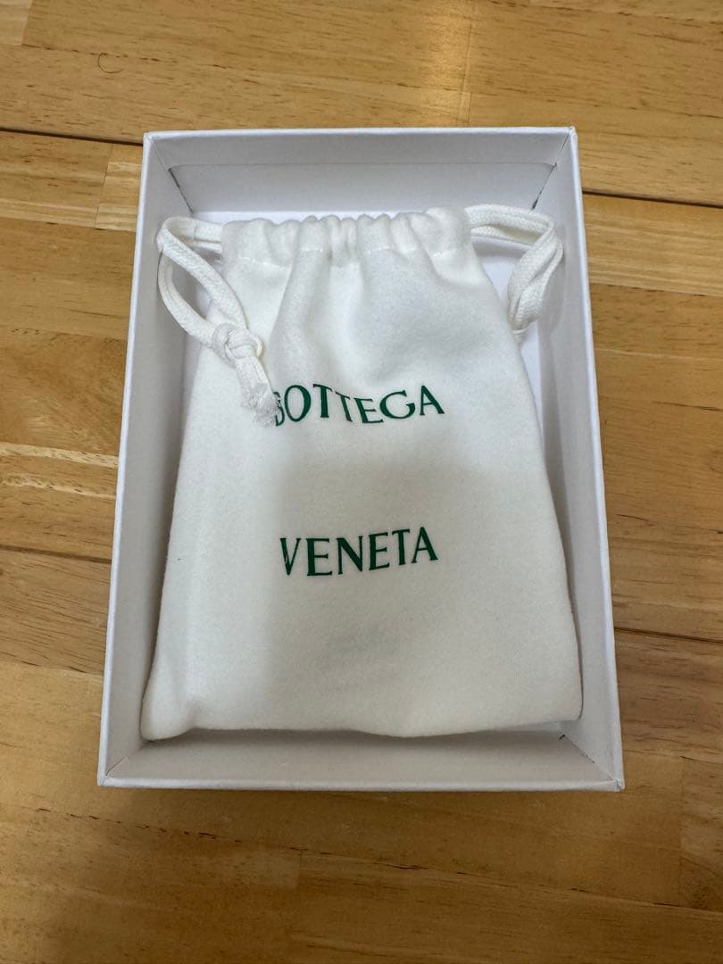 早い者勝ちBOTTEGA VENETA◆アンディアモ キーホルダー ロゴ付き